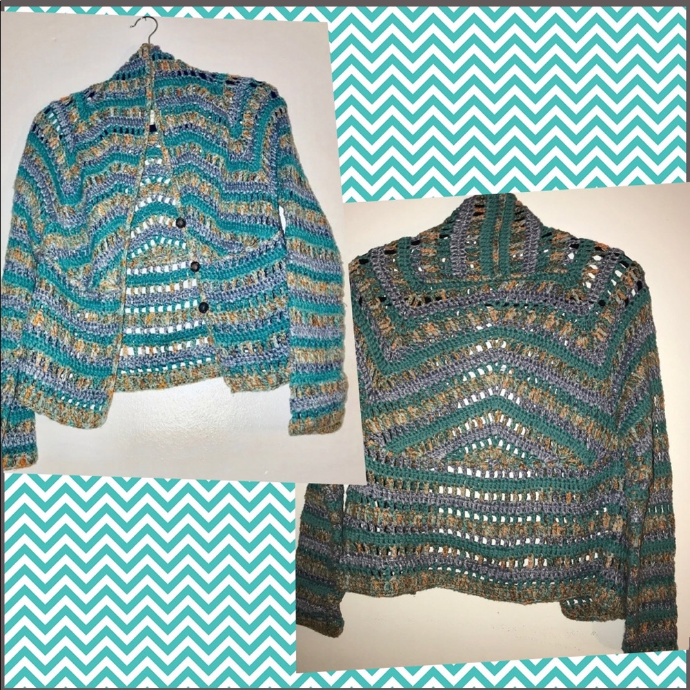 J. Jill hand crochet M 3 button sweater. Multi color foldable collar.